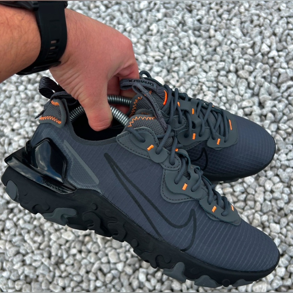 🚨SOLD 🚨Nike React Vision | Iron Grey/Total Orange/Black